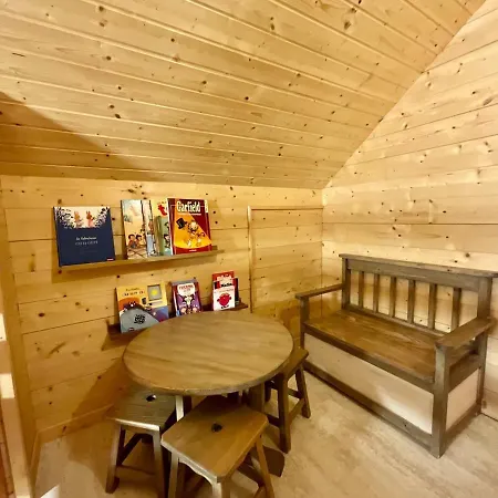 L'ecureuil, With Terrace & View Chalet